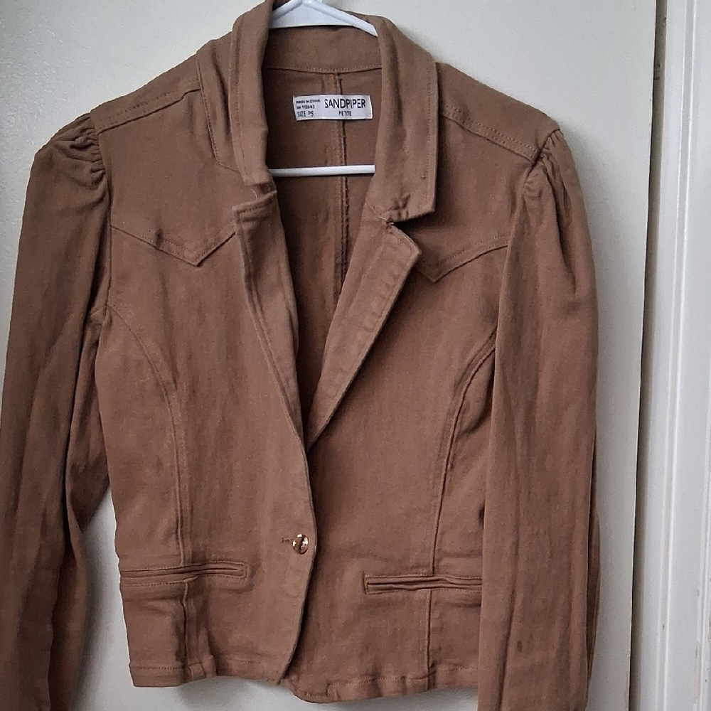 Women's Tan Jacket
